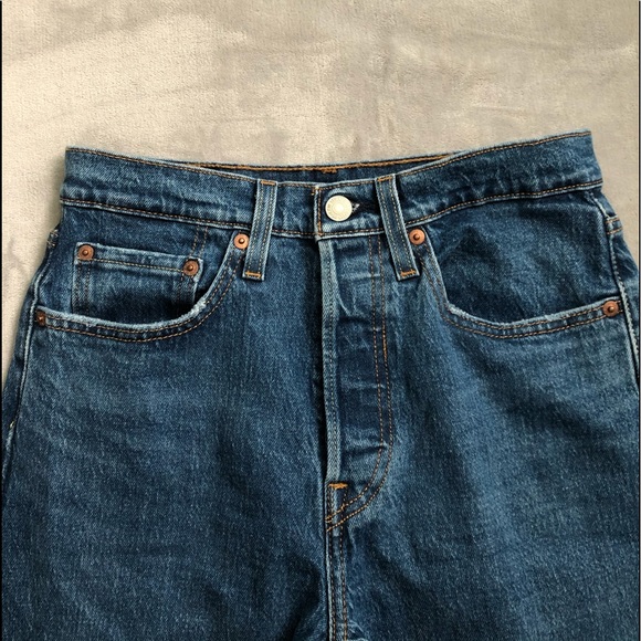 Levi’s 501 Skinny Jean - Picture 3 of 4